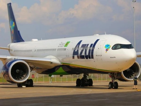 Azul-d24am
