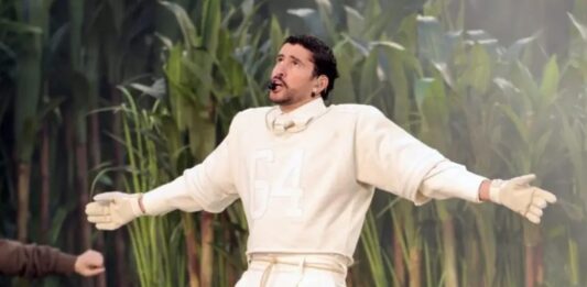 Deputada propõe conceder título de cidadão brasileiro a Bad Bunny