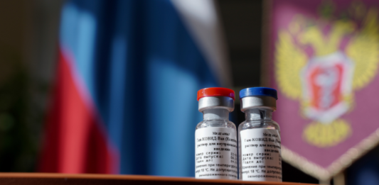 Rússia inicia testes com vacina personalizada contra câncer de cólon