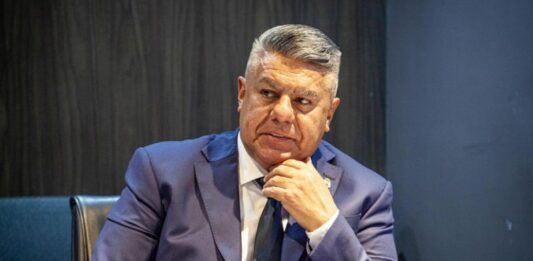 Presidente da AFA é proibido de deixar a Argentina por sonegação fiscal