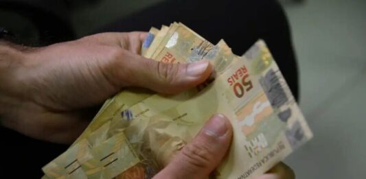 Consulta ao Abono Salarial estará disponível a partir de quinta-feira