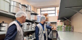 Blitz do TCE-AM fiscaliza merenda escolar em 10 escolas estaduais de Manaus