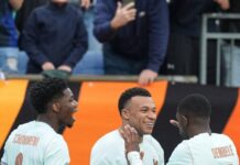 Brasil perde para a França mesmo com um a mais em amistoso nos EUA