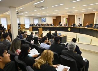 TCE-AM multa presidente da Câmara de Manacapuru em R$ 22,7 mil por falhas na transparência pública