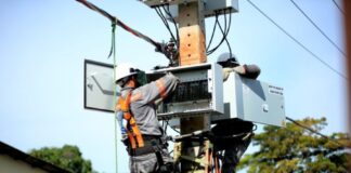 Temporal causa apagões e concessionária aguarda fim das chuvas para reparos