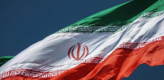 Irã nomeia Mojtaba Khamenei, filho de Ali Khamenei, como novo líder supremo