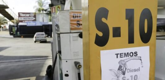 Pacote para conter alta dos combustíveis inclui subsídios e isenções