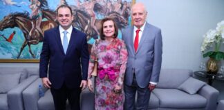 Presidente do TCE-AM prestigia posse do novo governador do Amazonas