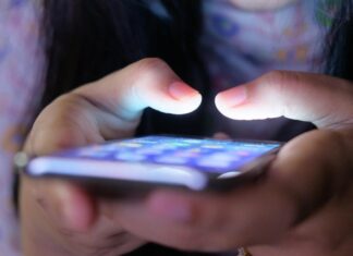 Justiça aplica ‘Lei Felca’ e proíbe reativação de conta de criança no Instagram