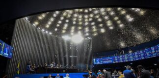 Empresários atacam PEC 6×1 no Senado; sindicatos e governo defendem
