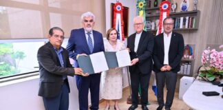 TCE-AM e Arquidiocese firmam parceria para ampliar educação ambiental no Amazonas
