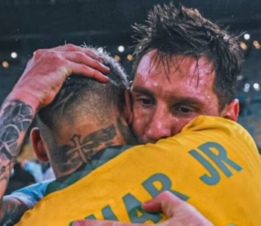 Neymar homenageia Messi antes da despedida da seleção argentina