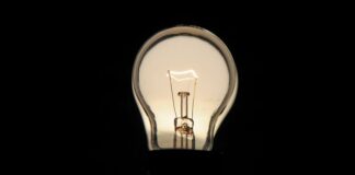 Vai faltar luz no seu bairro? Veja lista com interrupção programada em Manaus