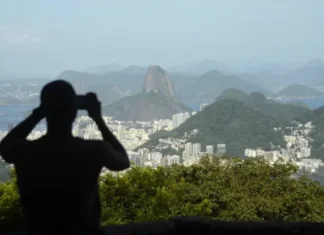 PM do Rio reforça policiamento para o feriado de segunda-feira